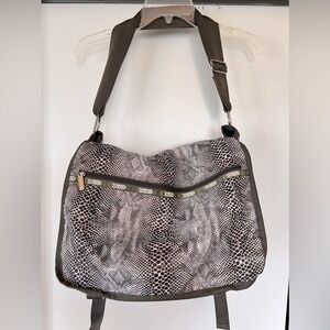 LESPORTSAC Large Messenger bag / Crossbody